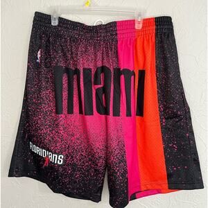 Mitchell & Ness Miami Heat Re-Take Gradient Spray Paint Swingman Shorts SIZE XXL